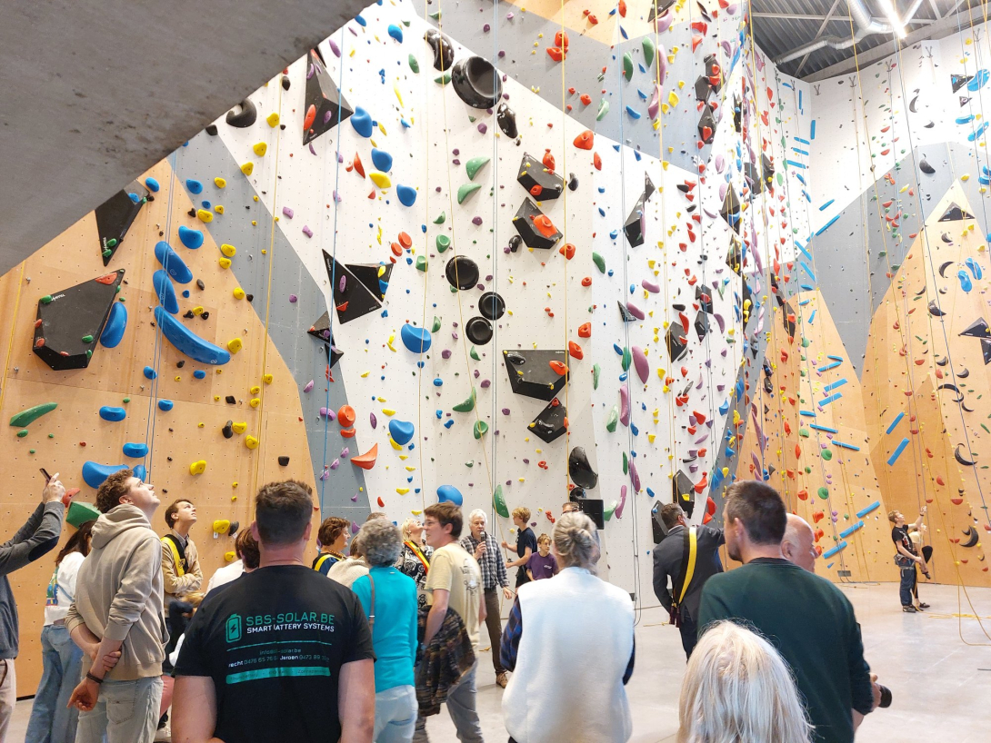 Opening klimzaal Transfo Climbing