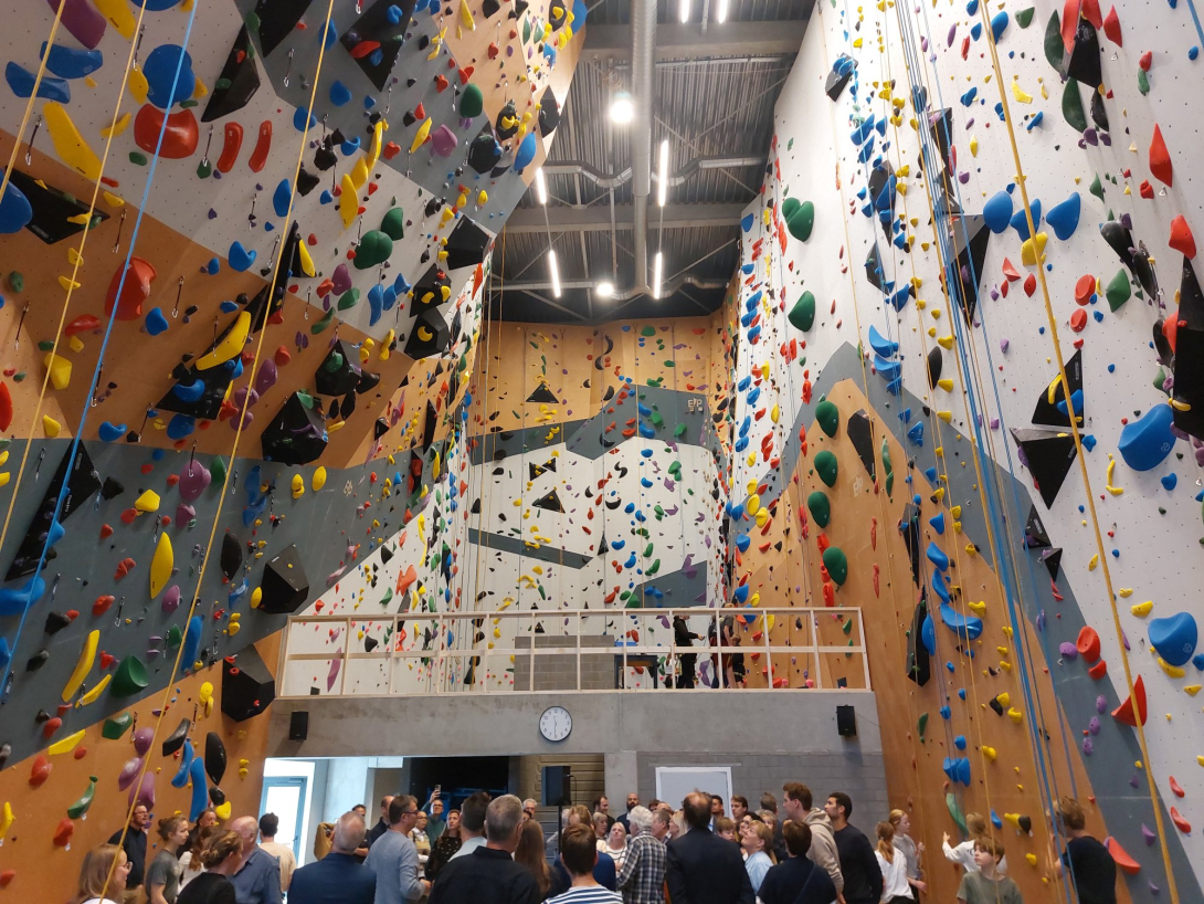 Opening klimzaal Transfo Climbing